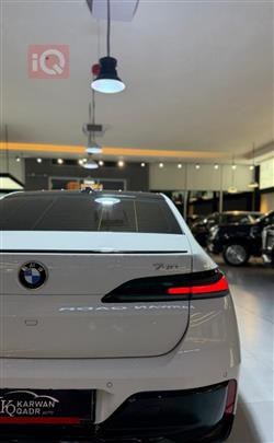 بي ام دبليو الفئة 7